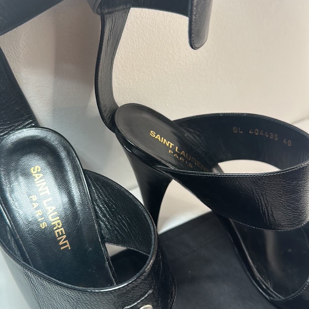 Saint Laurent Heeled Sandals - Picture 3 of 11